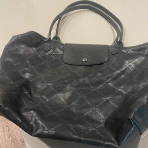 Black Longchamp Medium size bag